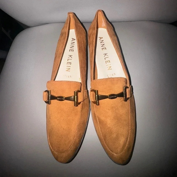 Anne Klein women’s tan loafer slip on US Women’s‎ 8.5 business casual work NWOB - Picture 1 of 7